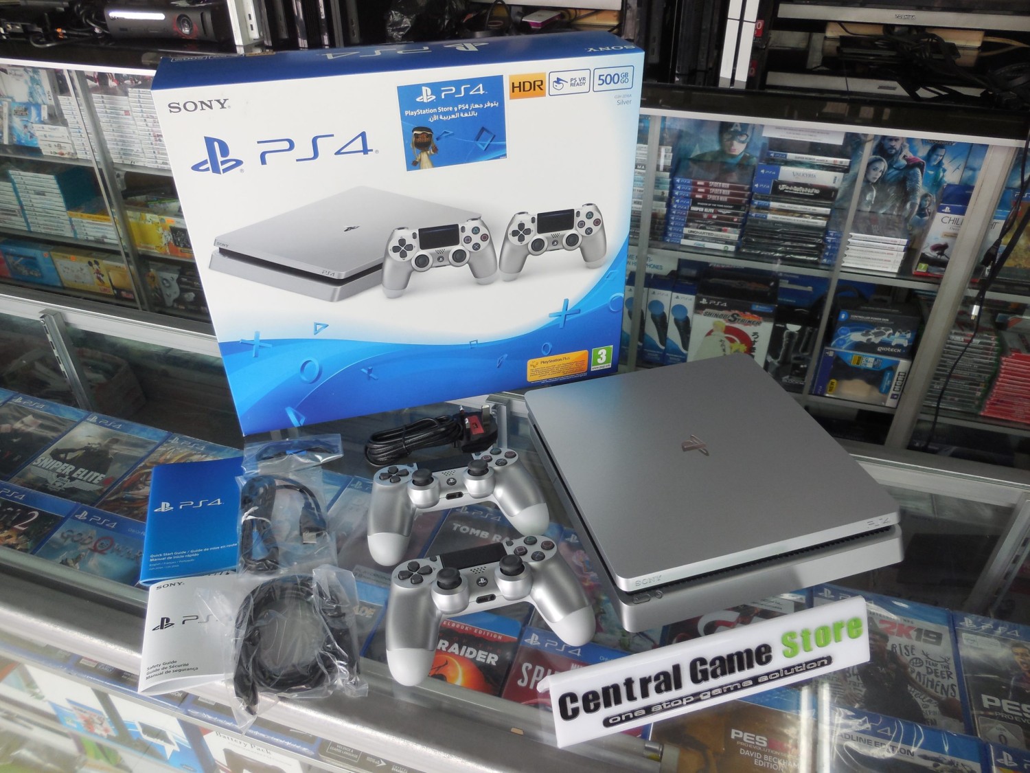 PS4 Slim Console 500GB – Silver (CUH-2016A) – 2 Dualshock 4 Bundle